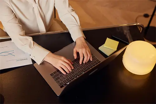 为什么喜欢影视中的法律