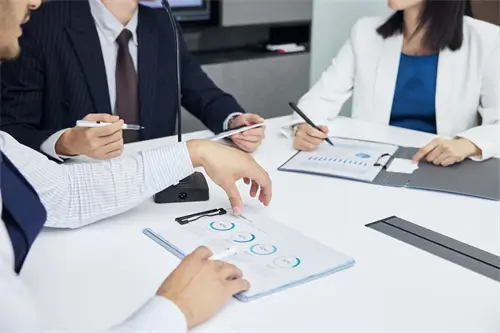 法律之外道德的审判是什么